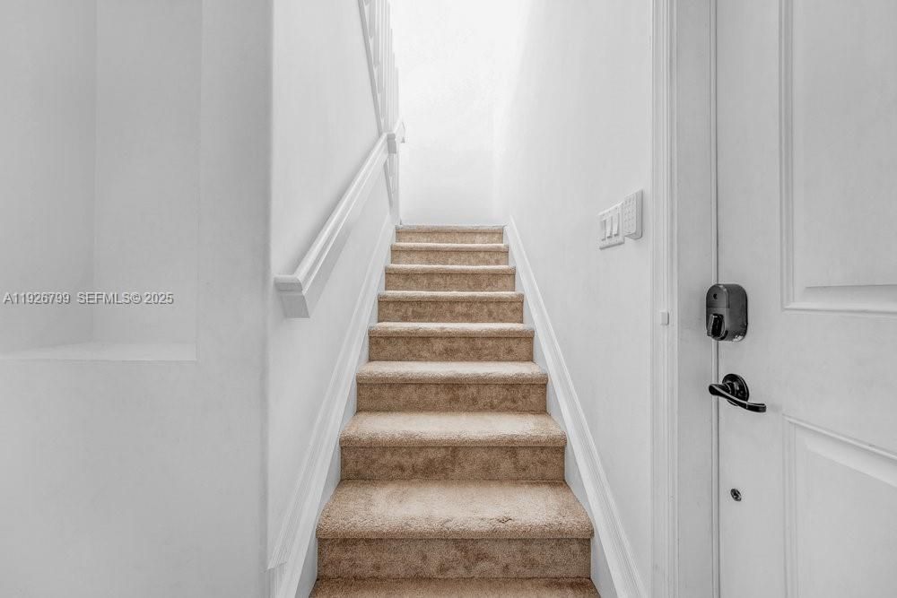 For Rent: $2,000 (3 beds, 2 baths, 0 Square Feet)