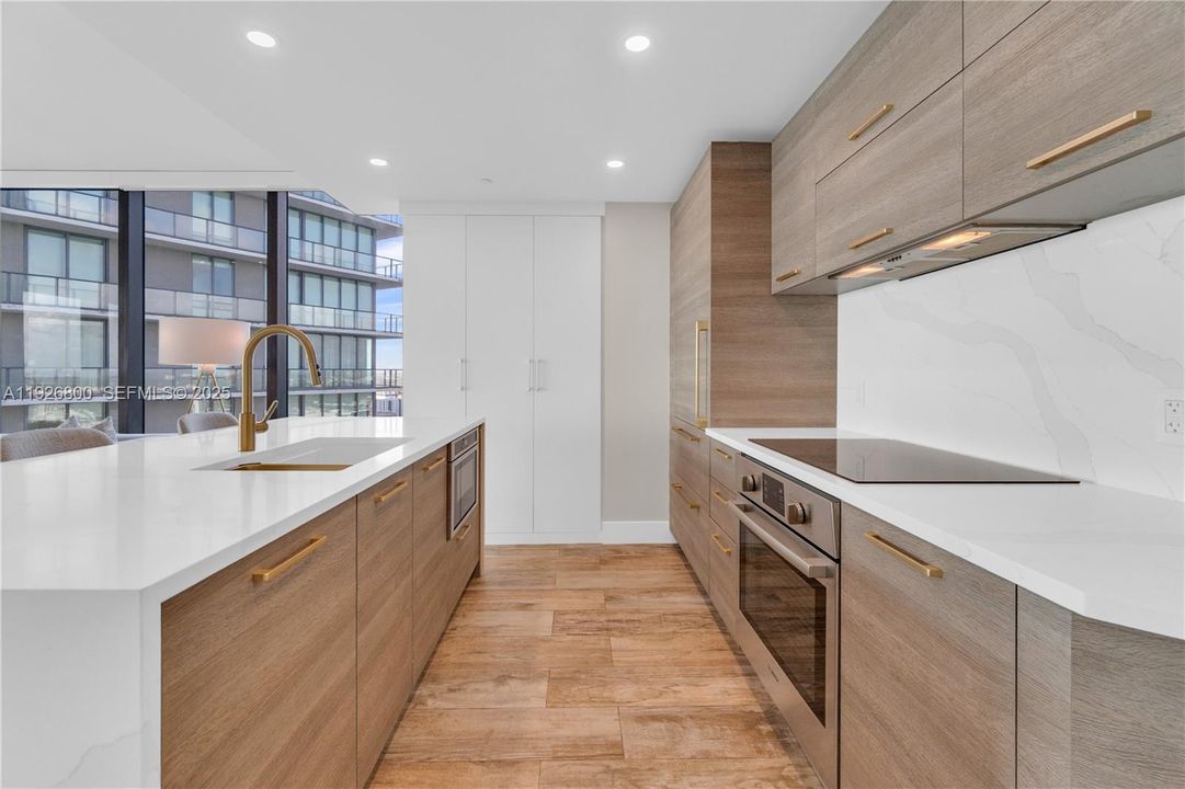 For Sale: $1,820,000 (4 beds, 4 baths, 1872 Square Feet)