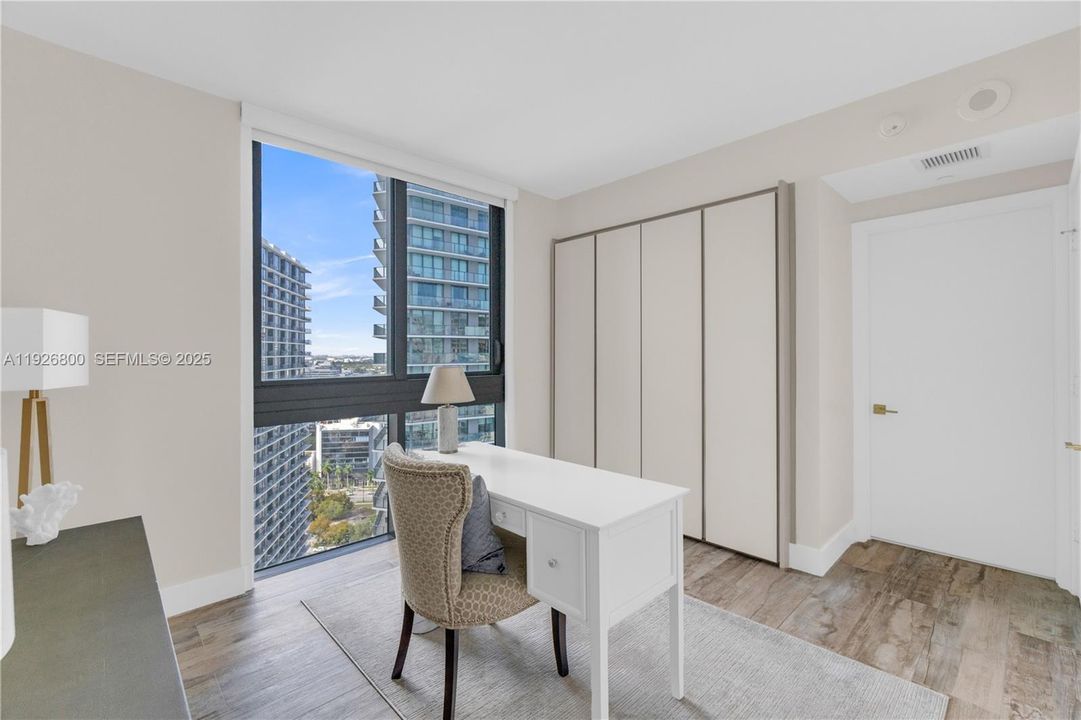 For Sale: $1,820,000 (4 beds, 4 baths, 1872 Square Feet)