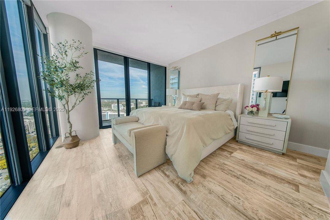 For Sale: $1,820,000 (4 beds, 4 baths, 1872 Square Feet)