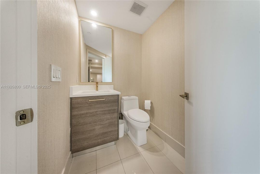 For Sale: $1,820,000 (4 beds, 4 baths, 1872 Square Feet)