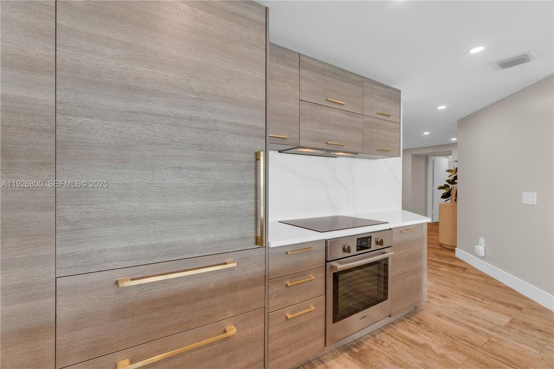 For Sale: $1,820,000 (4 beds, 4 baths, 1872 Square Feet)