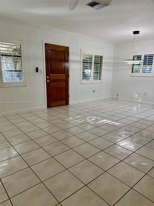 En Renta: $2,300 (1 camas, 1 baños, 600 Pies cuadrados)