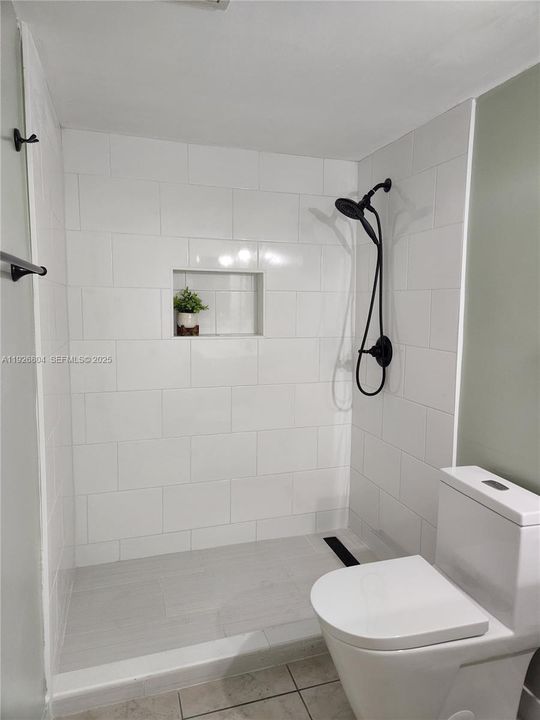 В аренду: $1,850 (1 спален, 1 ванн, 600 Квадратных фут)