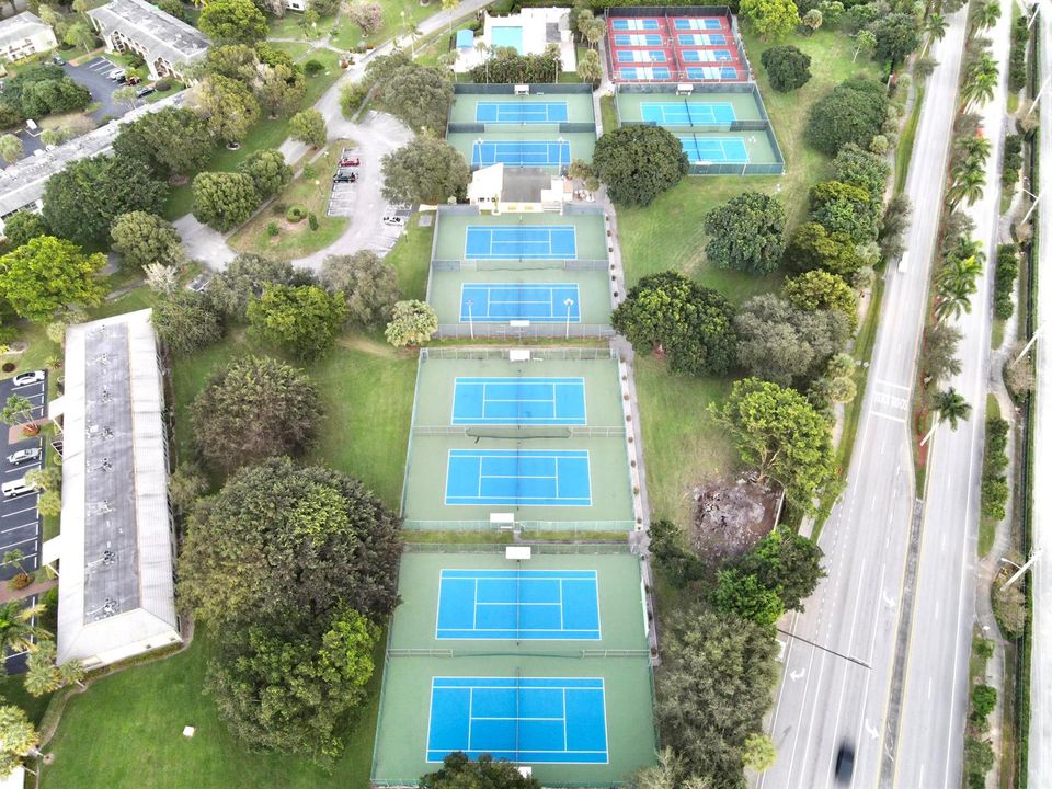 98 WYNMOOR TENNIS PICKLEBALL COURTS