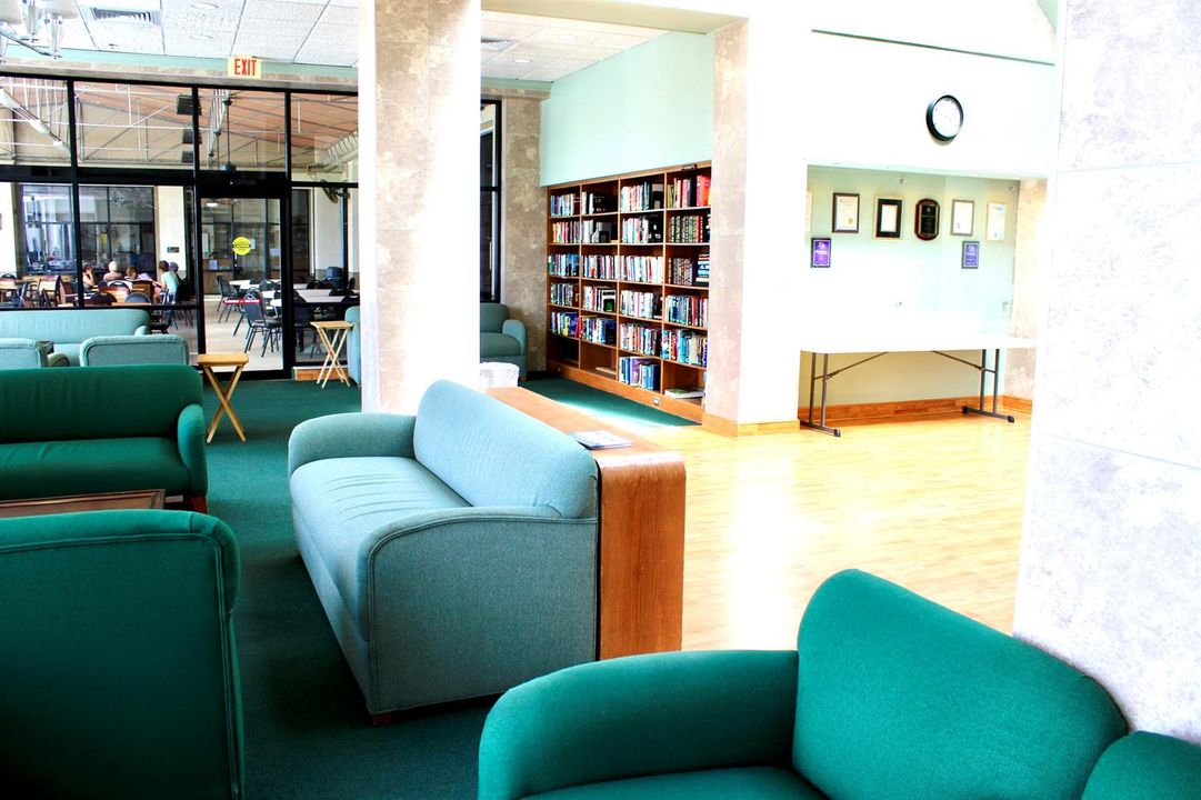 69 READING ROOM SPACE AT WYNMOOR COUNTRY