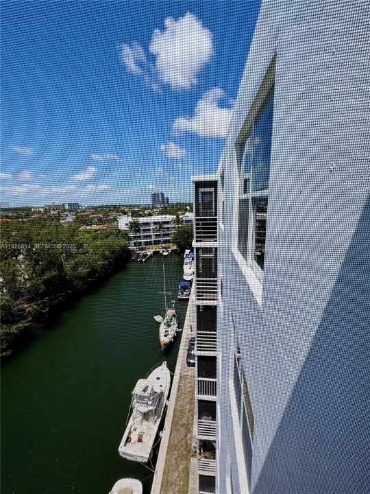 待售: $250,000 (2 贝兹, 2 浴室, 1025 平方英尺)