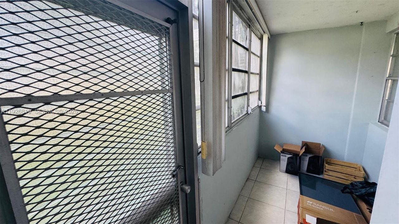 En Venta: $175,000 (1 camas, 1 baños, 678 Pies cuadrados)