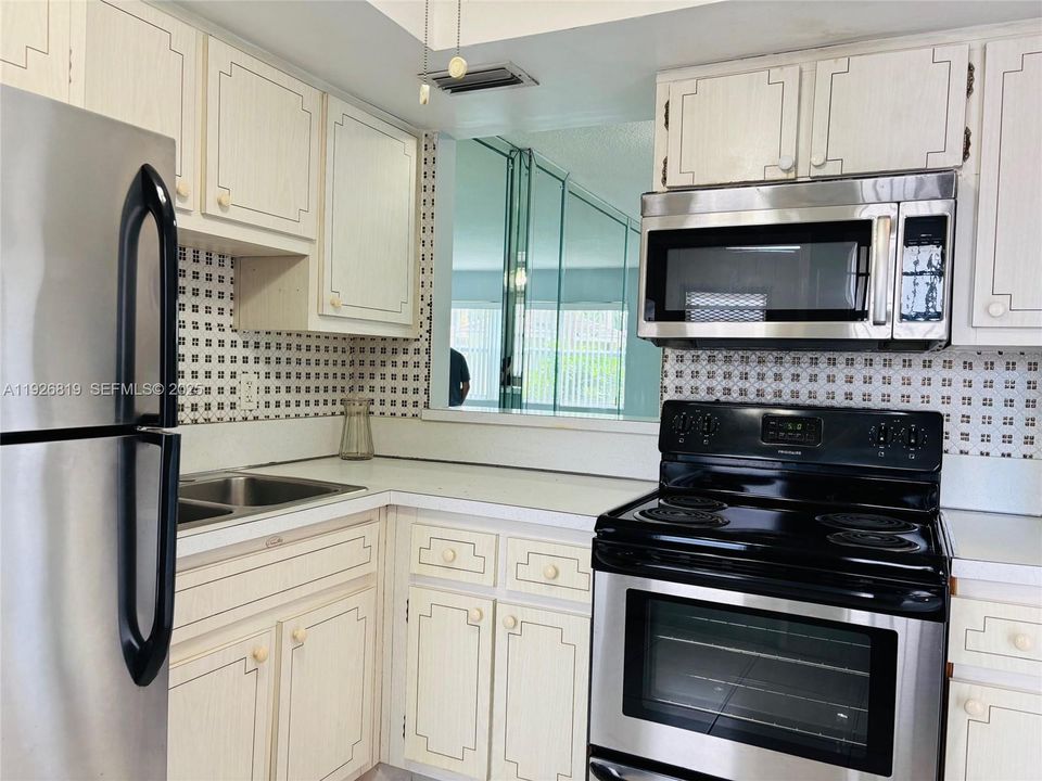 En Venta: $175,000 (1 camas, 1 baños, 678 Pies cuadrados)