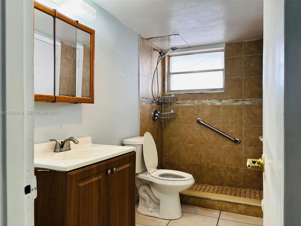 En Venta: $175,000 (1 camas, 1 baños, 678 Pies cuadrados)