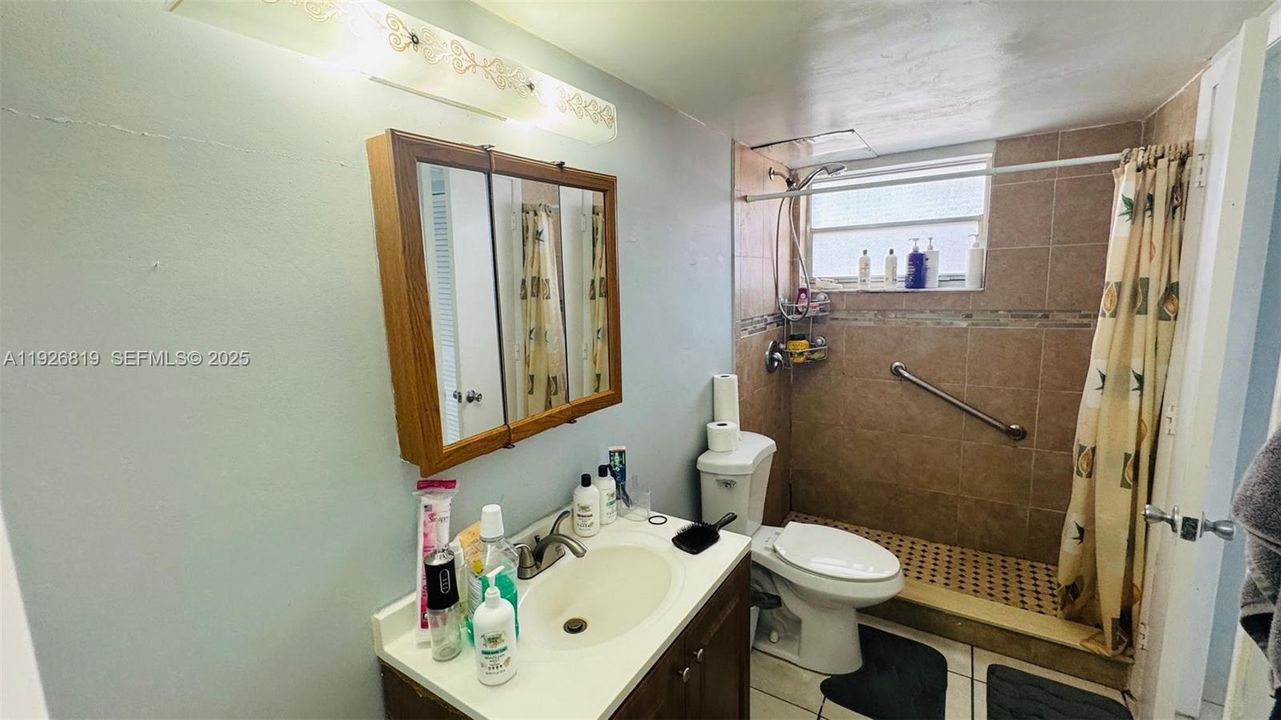 En Venta: $175,000 (1 camas, 1 baños, 678 Pies cuadrados)