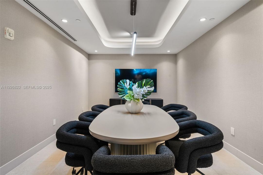 В аренду: $15,000 (4 спален, 5 ванн, 2582 Квадратных фут)