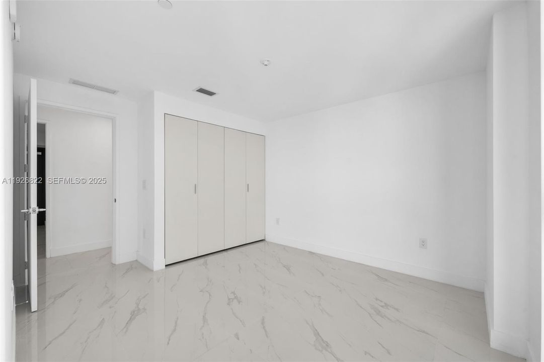 В аренду: $15,000 (4 спален, 5 ванн, 2582 Квадратных фут)