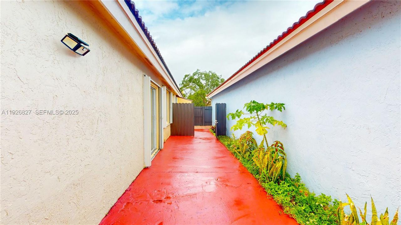 En Renta: $3,100 (2 camas, 2 baños, 1683 Pies cuadrados)