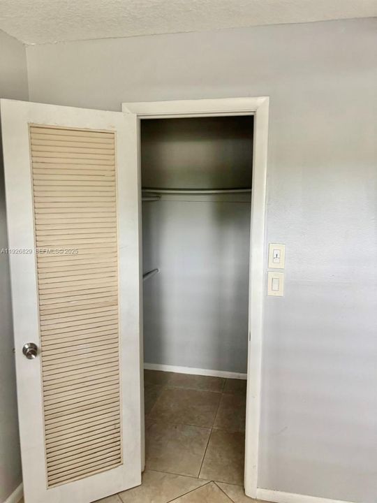 В аренду: $1,600 (2 спален, 2 ванн, 850 Квадратных фут)