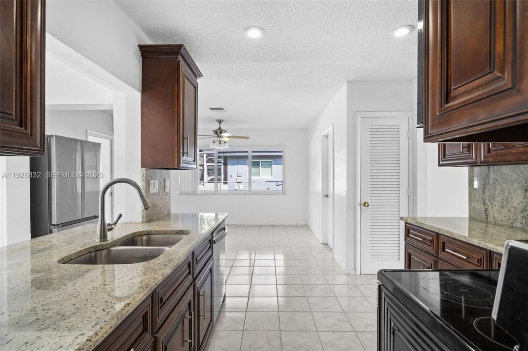 En Renta: $3,500 (3 camas, 2 baños, 1500 Pies cuadrados)