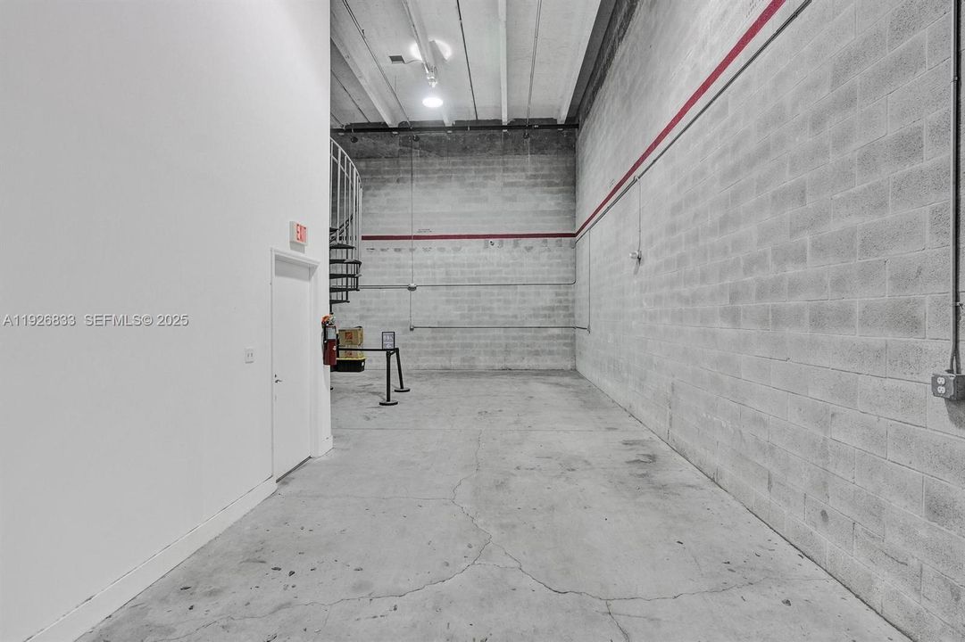 出租: $3,150 (0 贝兹, 0 浴室, 0 平方英尺)