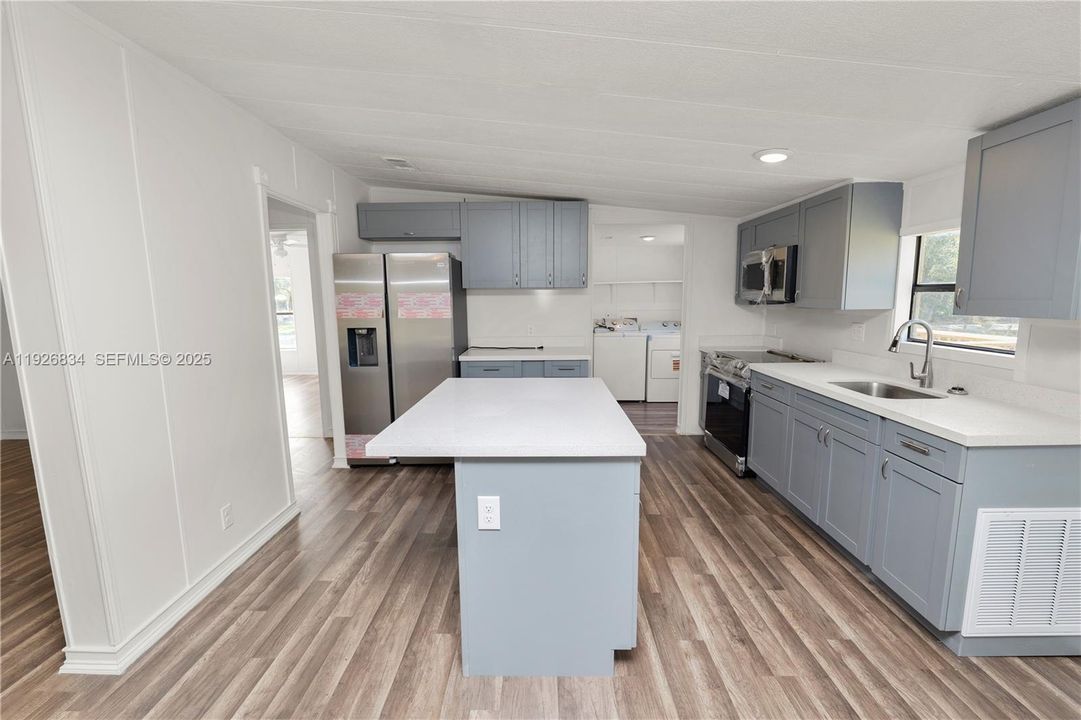 En Venta: $279,900 (3 camas, 2 baños, 0 Pies cuadrados)