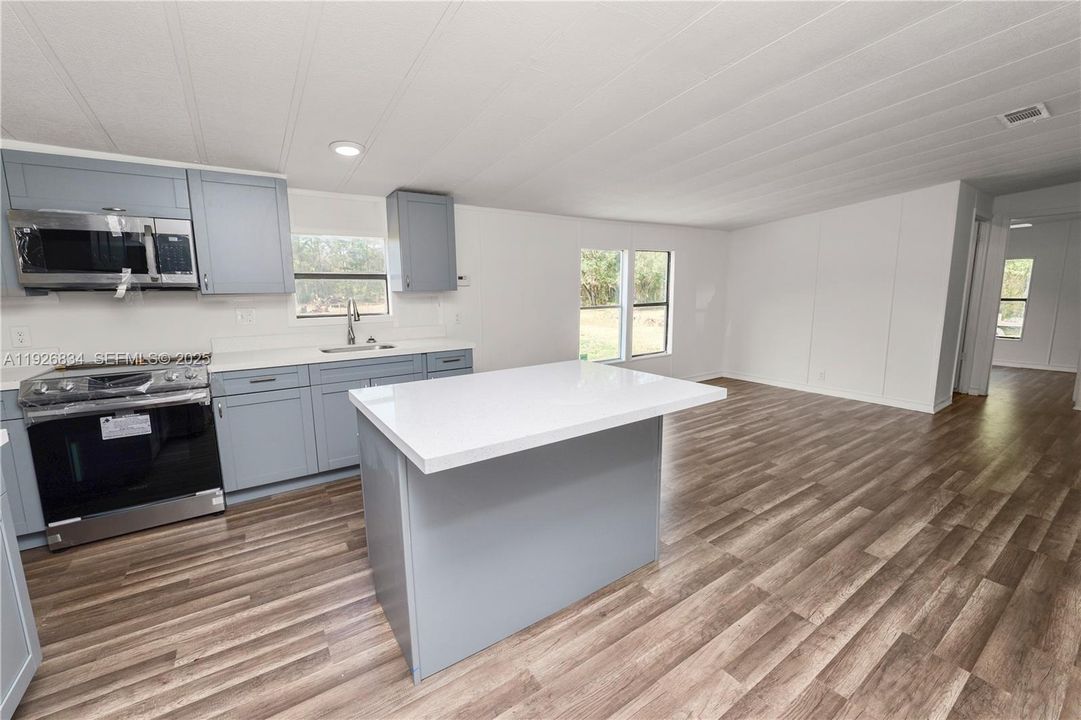 En Venta: $279,900 (3 camas, 2 baños, 0 Pies cuadrados)