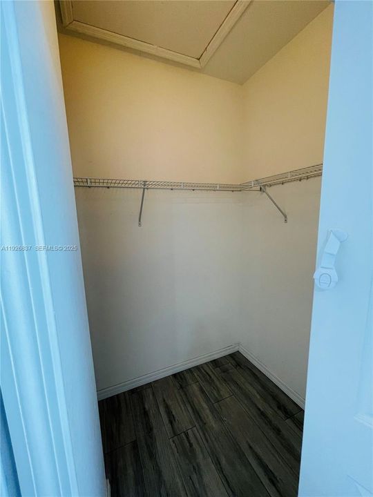 For Rent: $2,850 (3 beds, 2 baths, 1679 Square Feet)