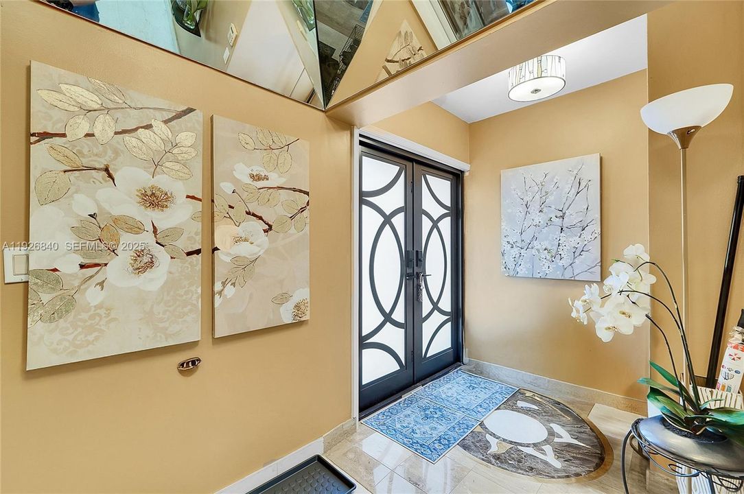 На продажу: $699,900 (3 спален, 2 ванн, 3332 Квадратных фут)