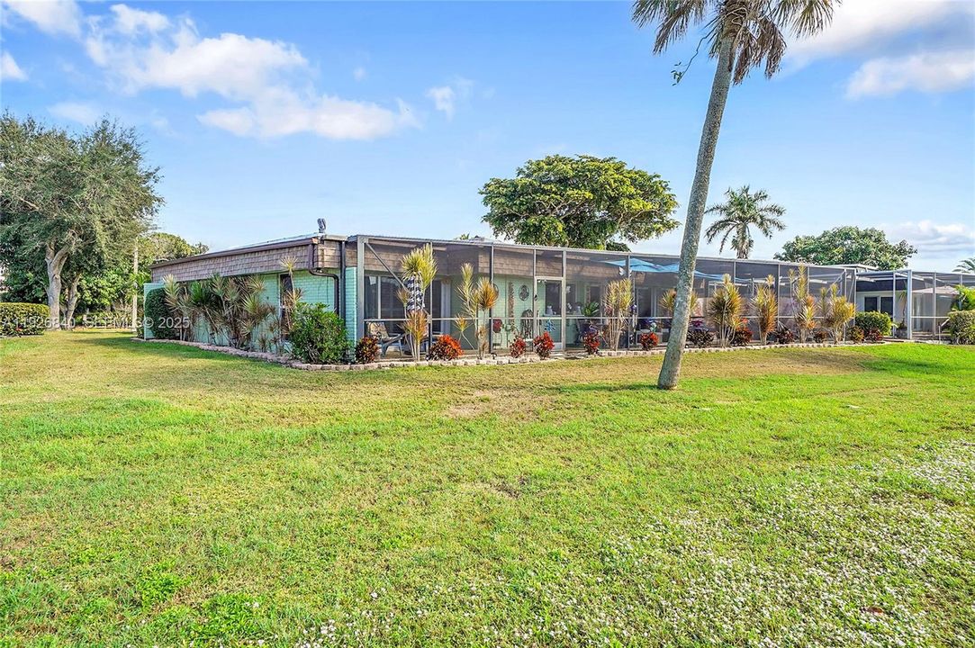 На продажу: $699,900 (3 спален, 2 ванн, 3332 Квадратных фут)