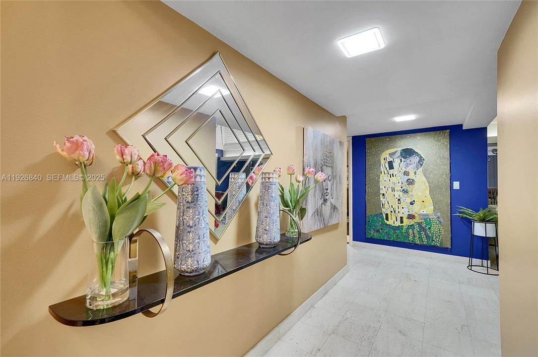 На продажу: $699,900 (3 спален, 2 ванн, 3332 Квадратных фут)