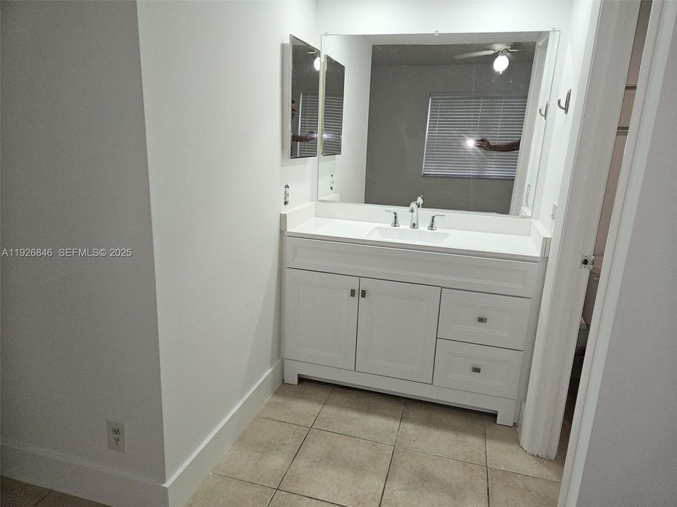 For Rent: $1,830 (2 beds, 2 baths, 767 Square Feet)