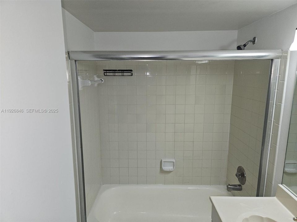 For Rent: $1,830 (2 beds, 2 baths, 767 Square Feet)