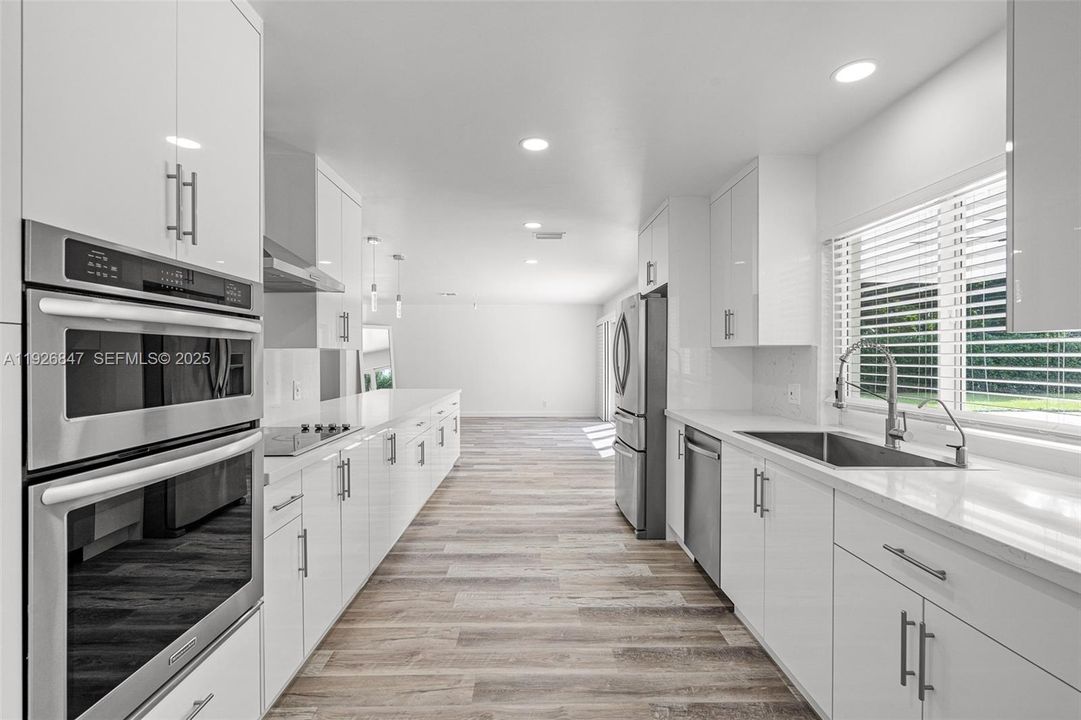 出租: $6,700 (3 贝兹, 2 浴室, 1772 平方英尺)