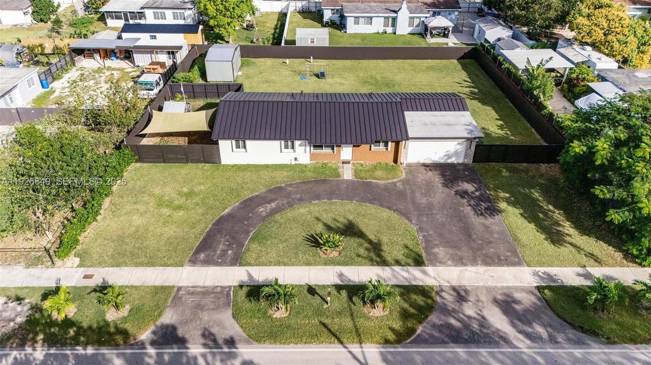 На продажу: $650,000 (3 спален, 2 ванн, 1322 Квадратных фут)