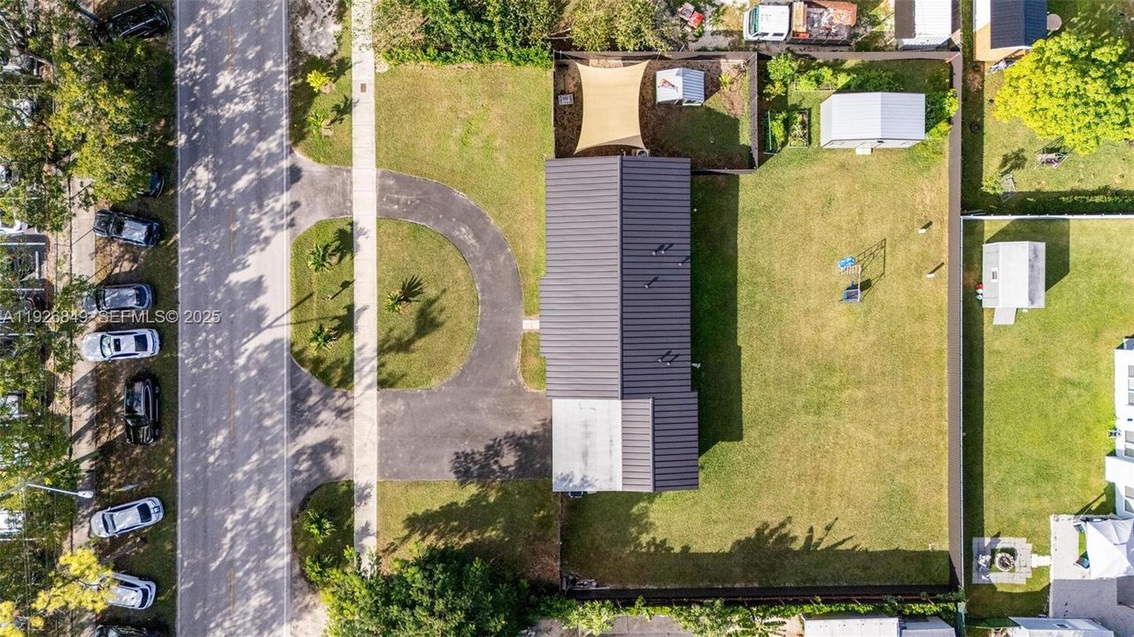 На продажу: $650,000 (3 спален, 2 ванн, 1322 Квадратных фут)