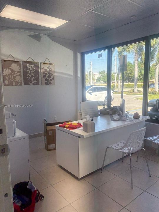 出租: $3,700 (0 贝兹, 0 浴室, 0 平方英尺)