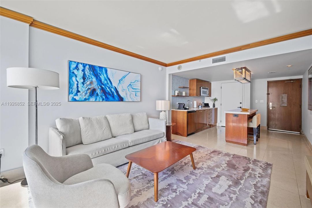 待售: $550,000 (1 贝兹, 1 浴室, 720 平方英尺)