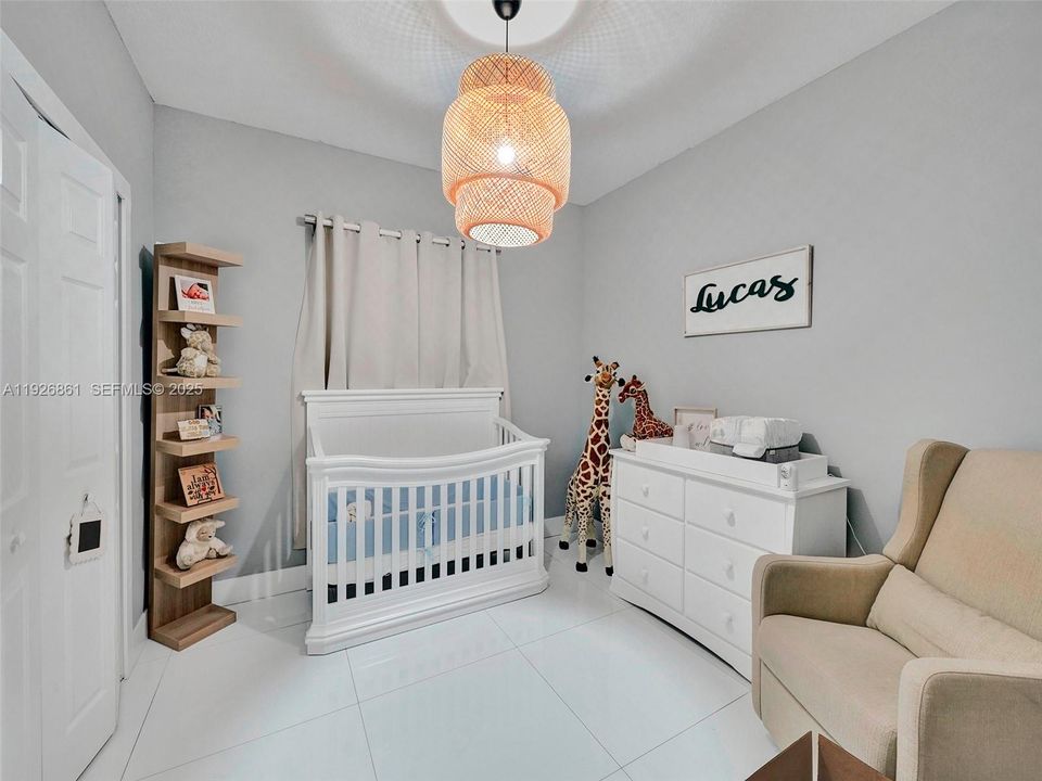 В аренду: $4,400 (3 спален, 2 ванн, 1402 Квадратных фут)