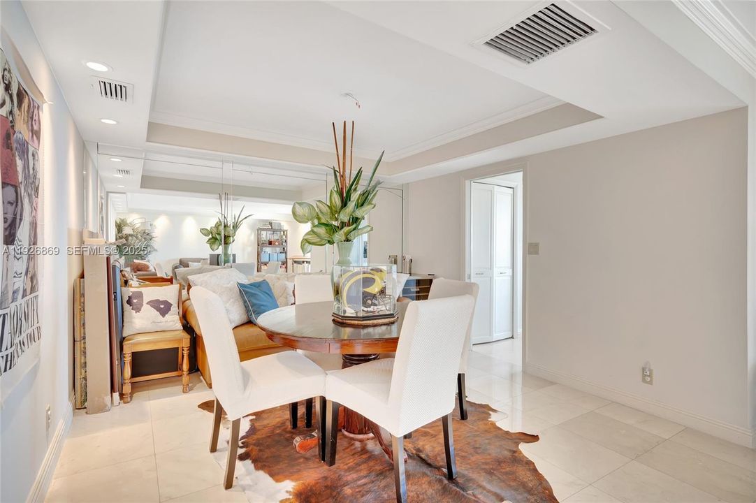 На продажу: $765,000 (2 спален, 2 ванн, 1500 Квадратных фут)