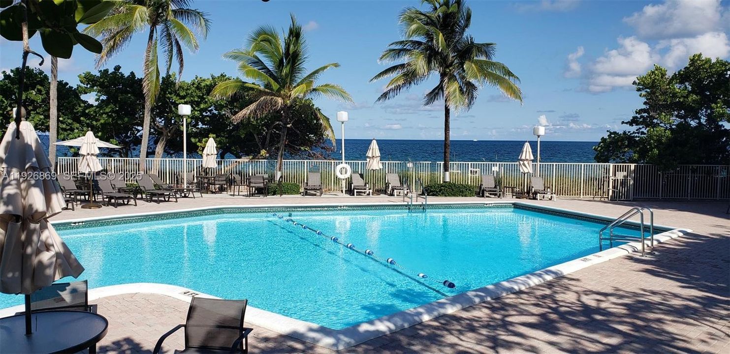 На продажу: $765,000 (2 спален, 2 ванн, 1500 Квадратных фут)