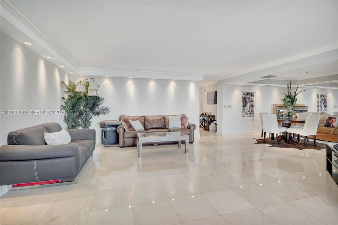 На продажу: $765,000 (2 спален, 2 ванн, 1500 Квадратных фут)