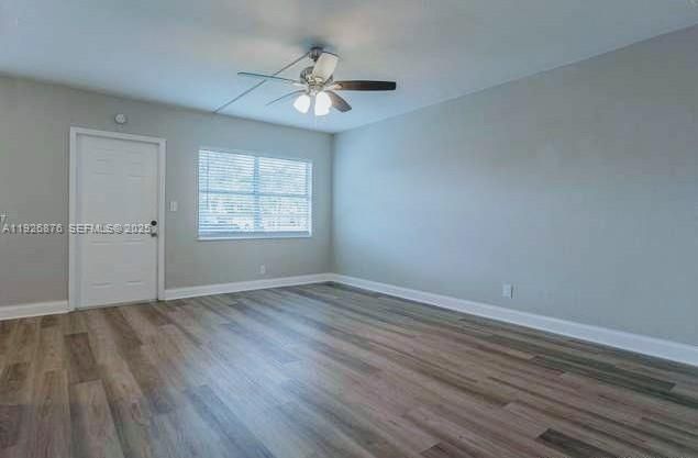 For Rent: $1,700 (2 beds, 1 baths, 721 Square Feet)