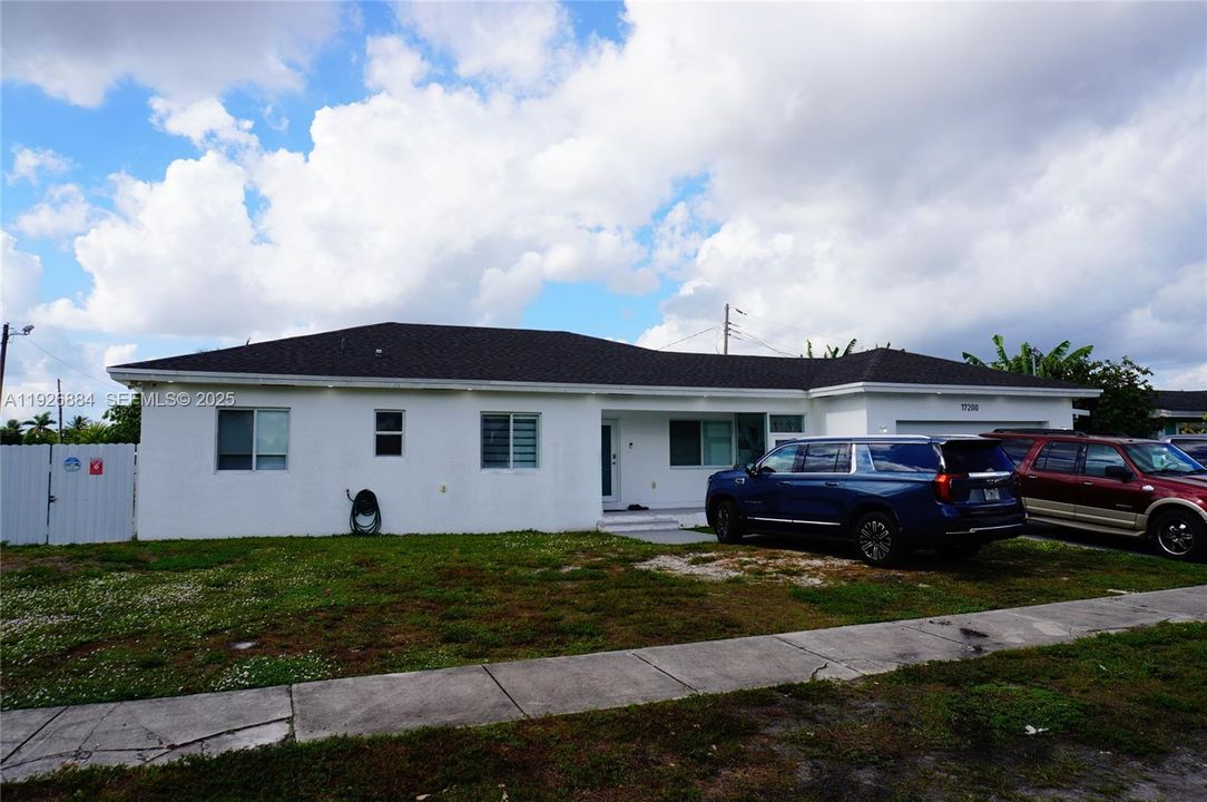 En Venta: $675,000 (4 camas, 3 baños, 1522 Pies cuadrados)