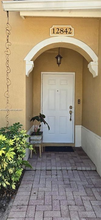 В аренду: $2,690 (2 спален, 2 ванн, 1190 Квадратных фут)