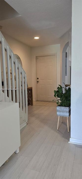 В аренду: $2,690 (2 спален, 2 ванн, 1190 Квадратных фут)