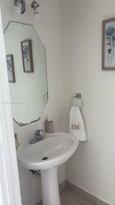 В аренду: $2,690 (2 спален, 2 ванн, 1190 Квадратных фут)