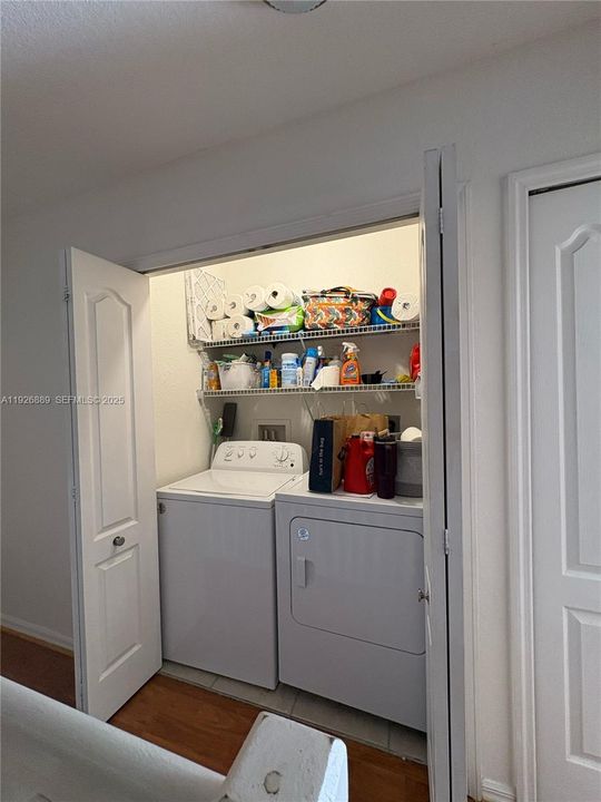 В аренду: $2,690 (2 спален, 2 ванн, 1190 Квадратных фут)