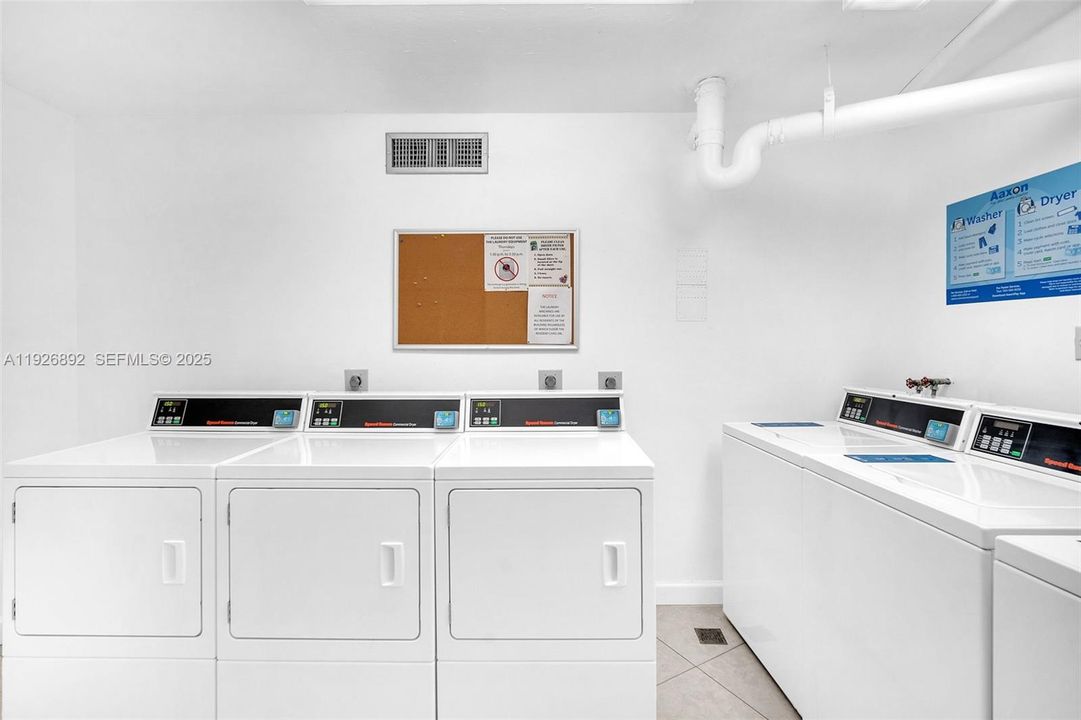 В аренду: $2,200 (2 спален, 2 ванн, 1120 Квадратных фут)