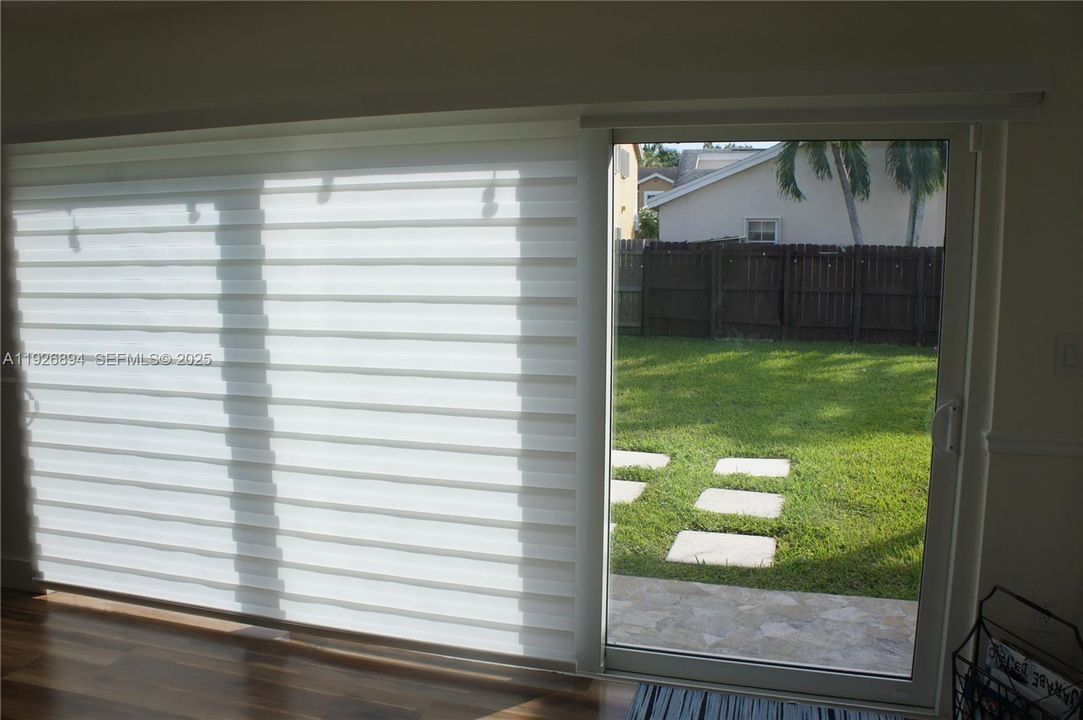 For Sale: $680,000 (3 beds, 2 baths, 1938 Square Feet)