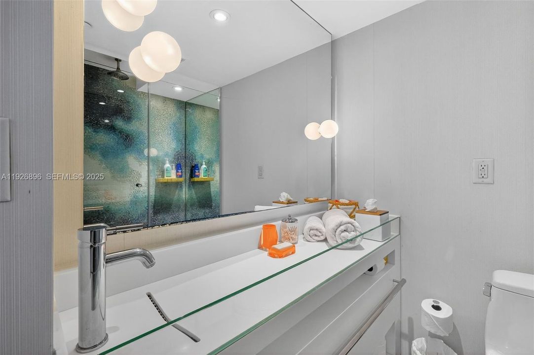 En Venta: $490,000 (1 camas, 1 baños, 694 Pies cuadrados)