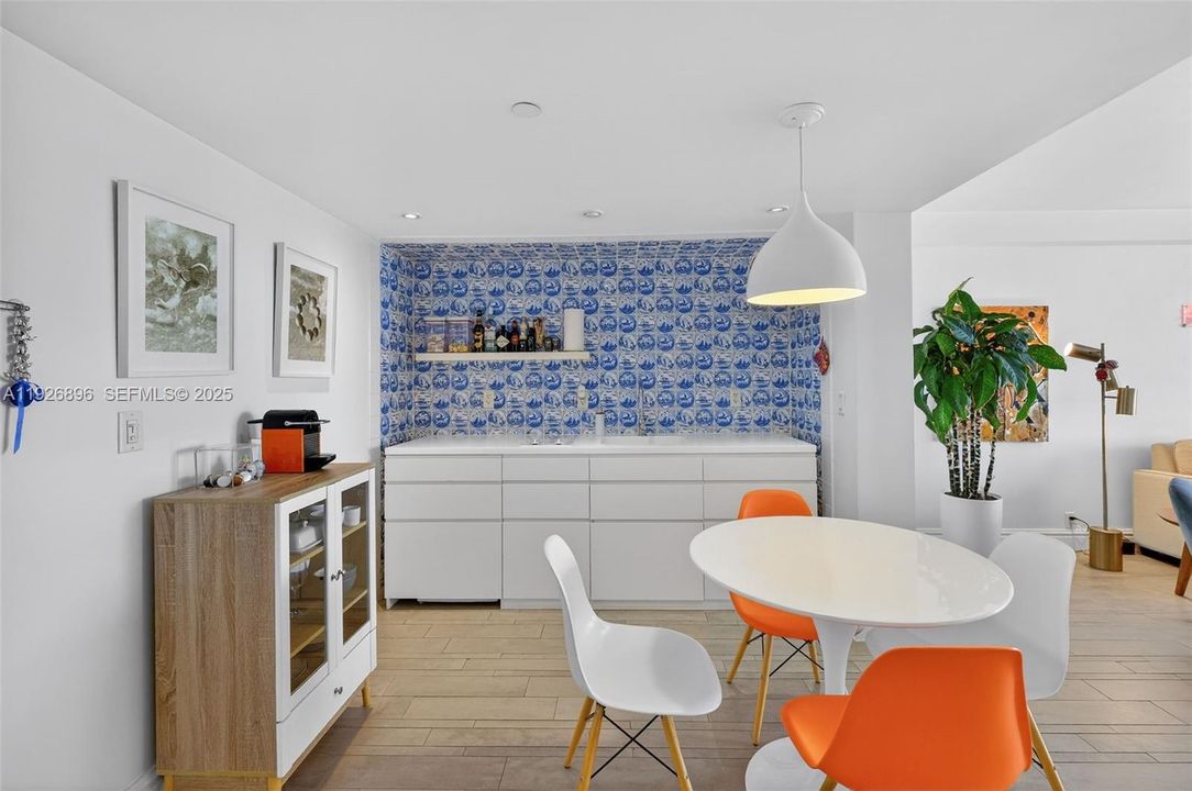 En Venta: $490,000 (1 camas, 1 baños, 694 Pies cuadrados)