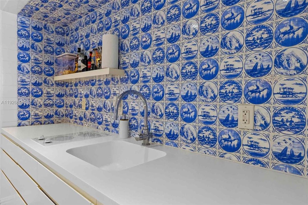 En Venta: $490,000 (1 camas, 1 baños, 694 Pies cuadrados)