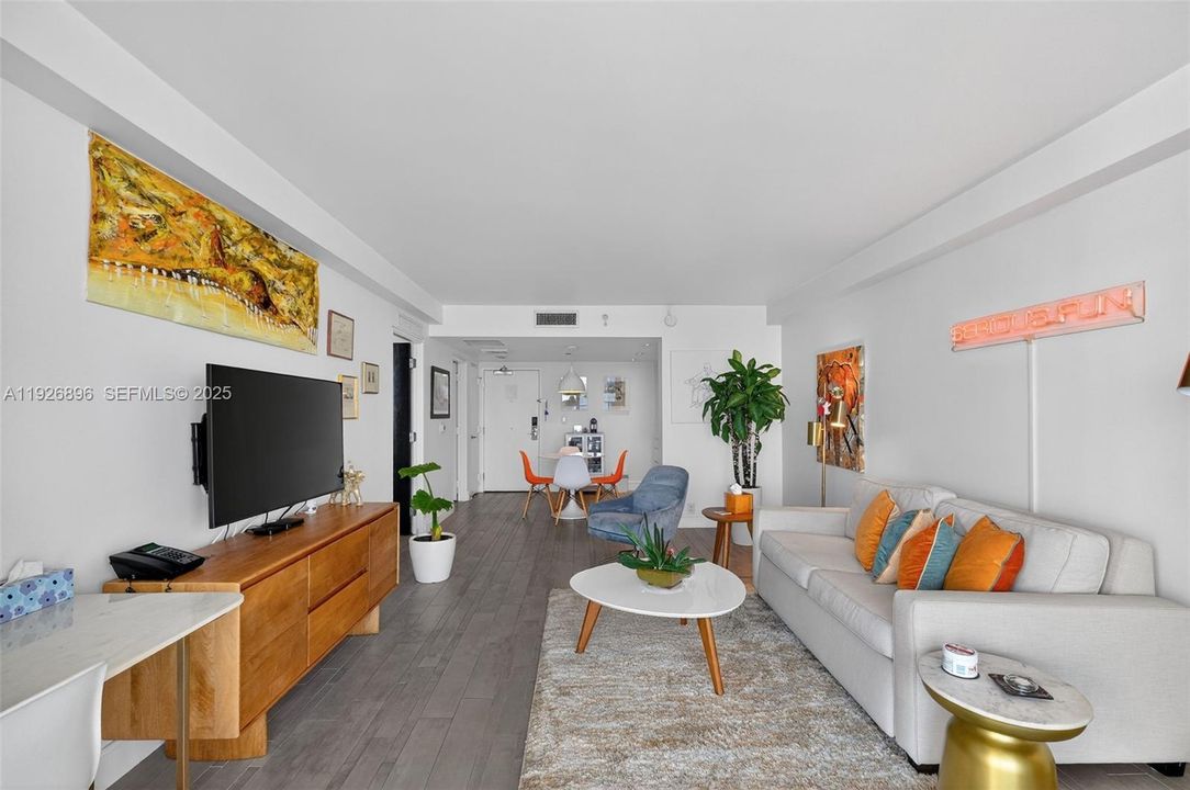 En Venta: $490,000 (1 camas, 1 baños, 694 Pies cuadrados)